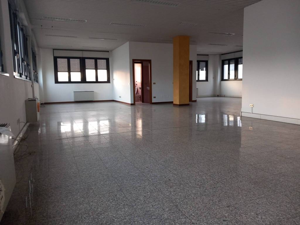 appartamento in vendita a Milano in zona Affori