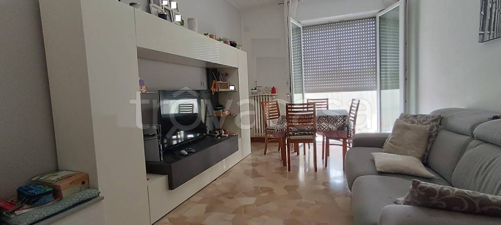 appartamento in vendita a Milano in zona Vialba