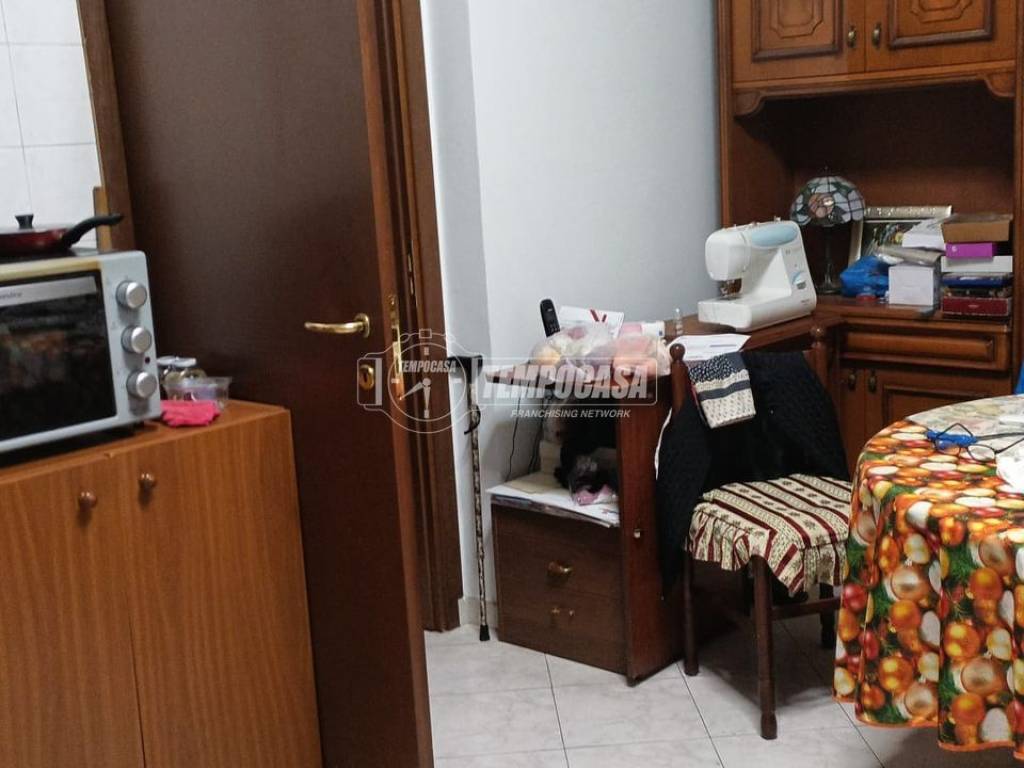 appartamento in vendita a Milano in zona Morivione