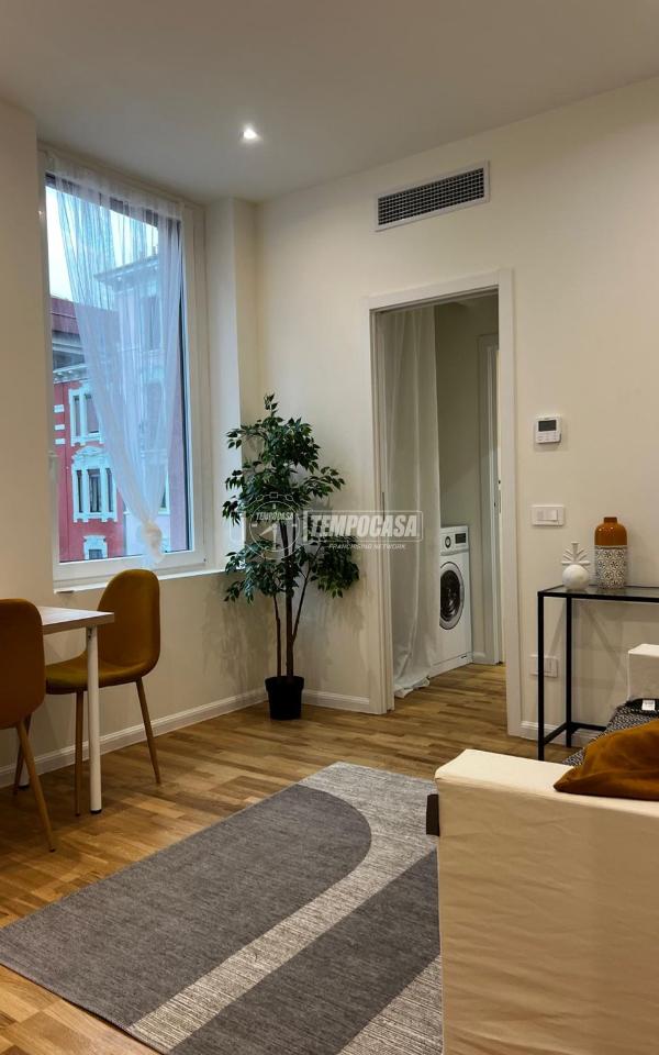 appartamento in vendita a Milano in zona Morivione