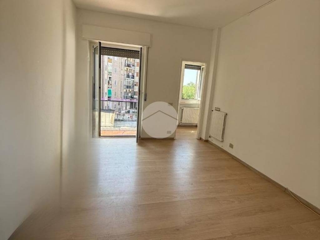 appartamento in vendita a Milano in zona Corvetto