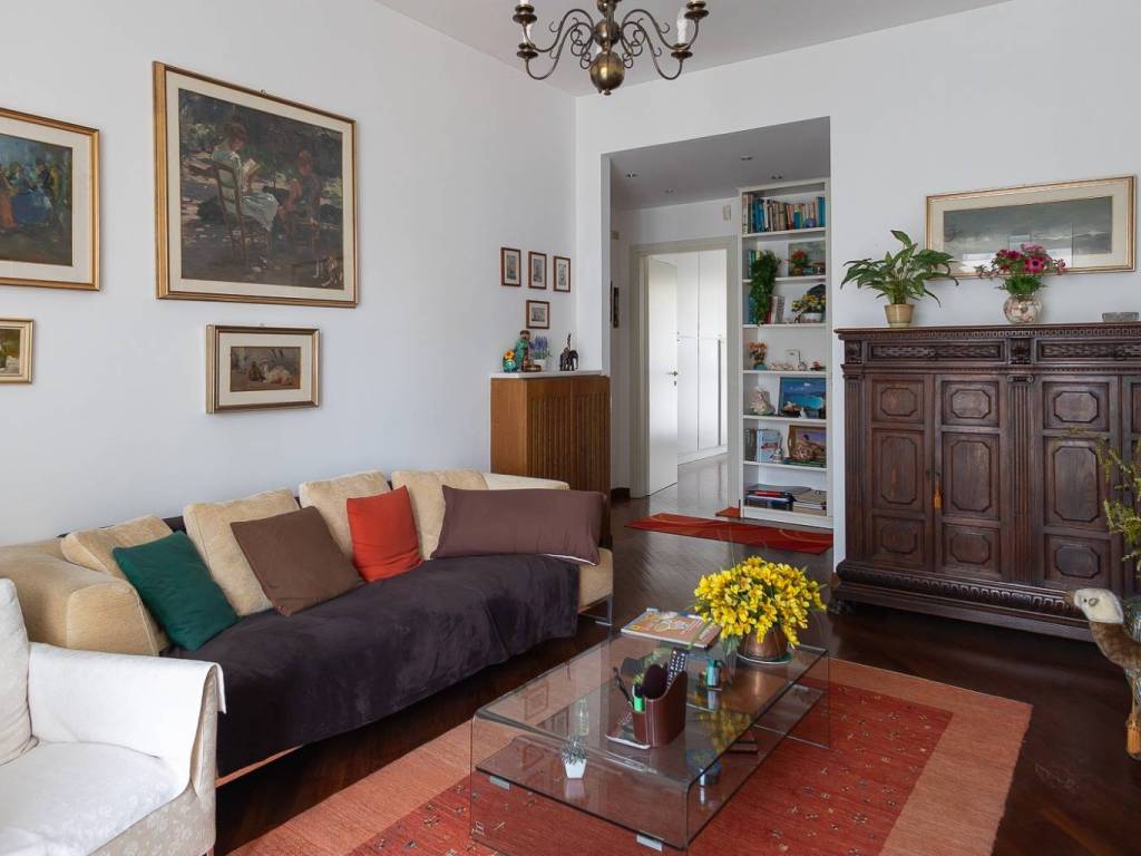 appartamento in vendita a Milano in zona Maggiolina