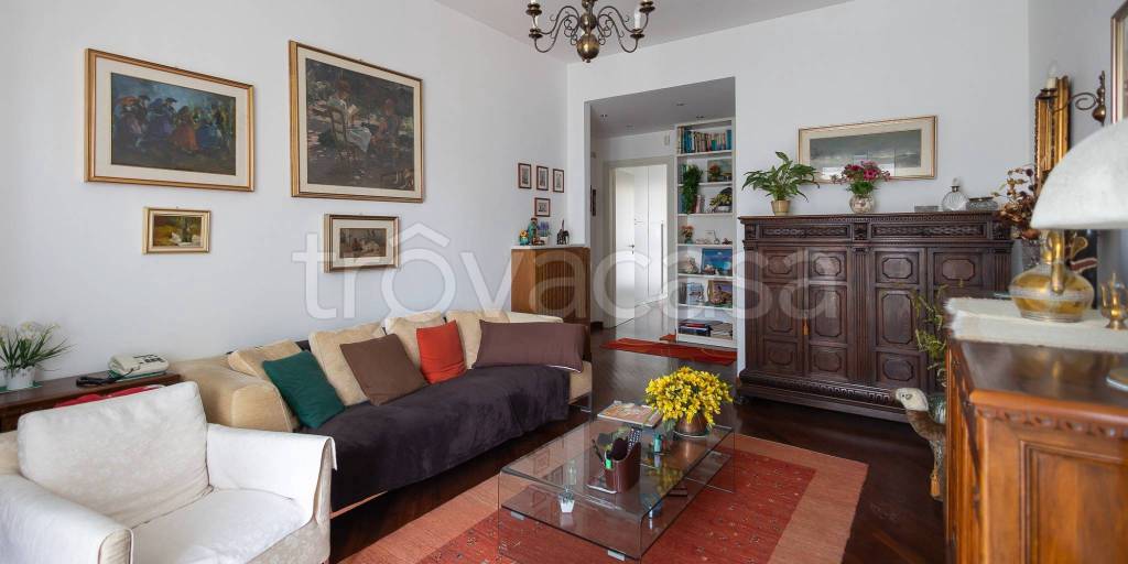 appartamento in vendita a Milano in zona Maggiolina