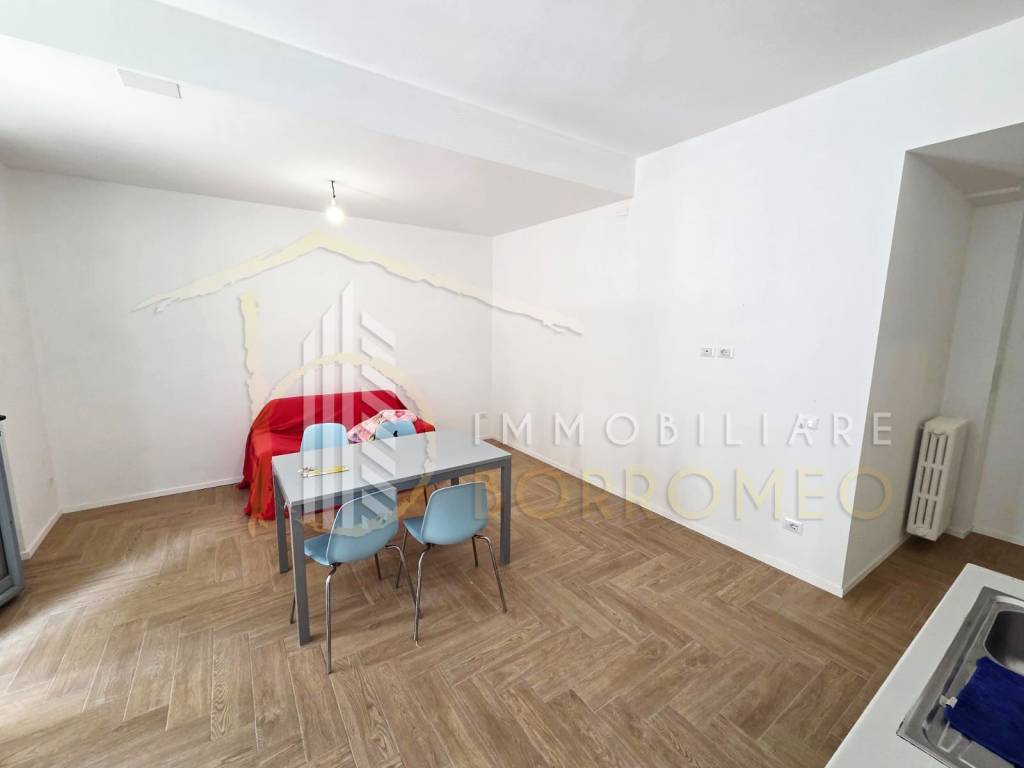 appartamento in vendita a Milano in zona Crescenzago