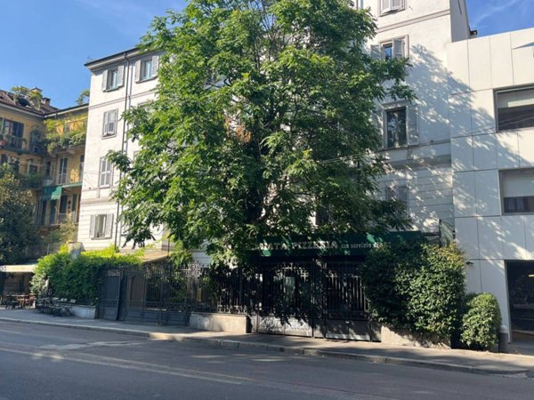 negozio in vendita a Milano in zona Centro Storico