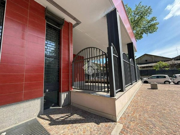negozio in vendita a Milano in zona Bovisa