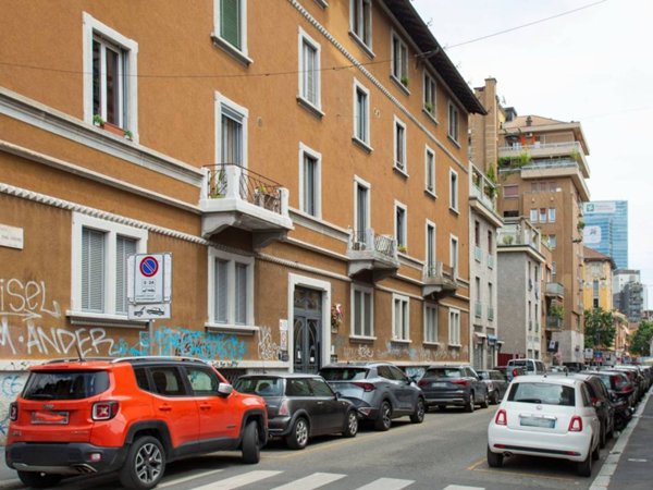 appartamento in vendita a Milano in zona Isola
