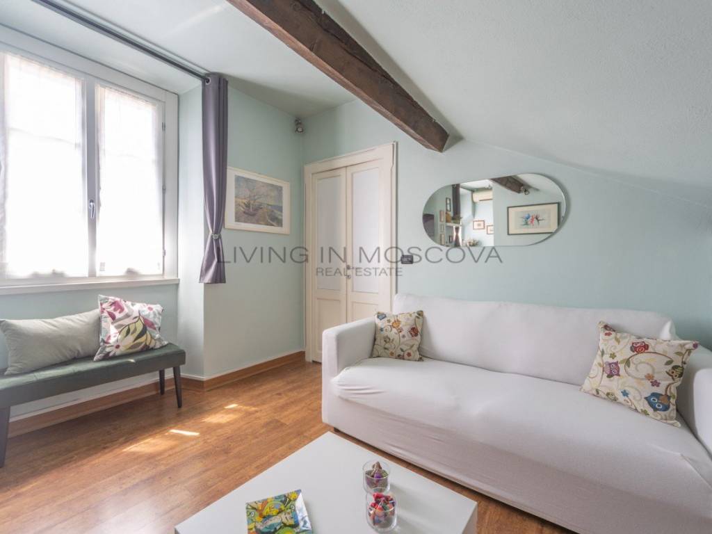 appartamento in vendita a Milano in zona Porta Garibaldi