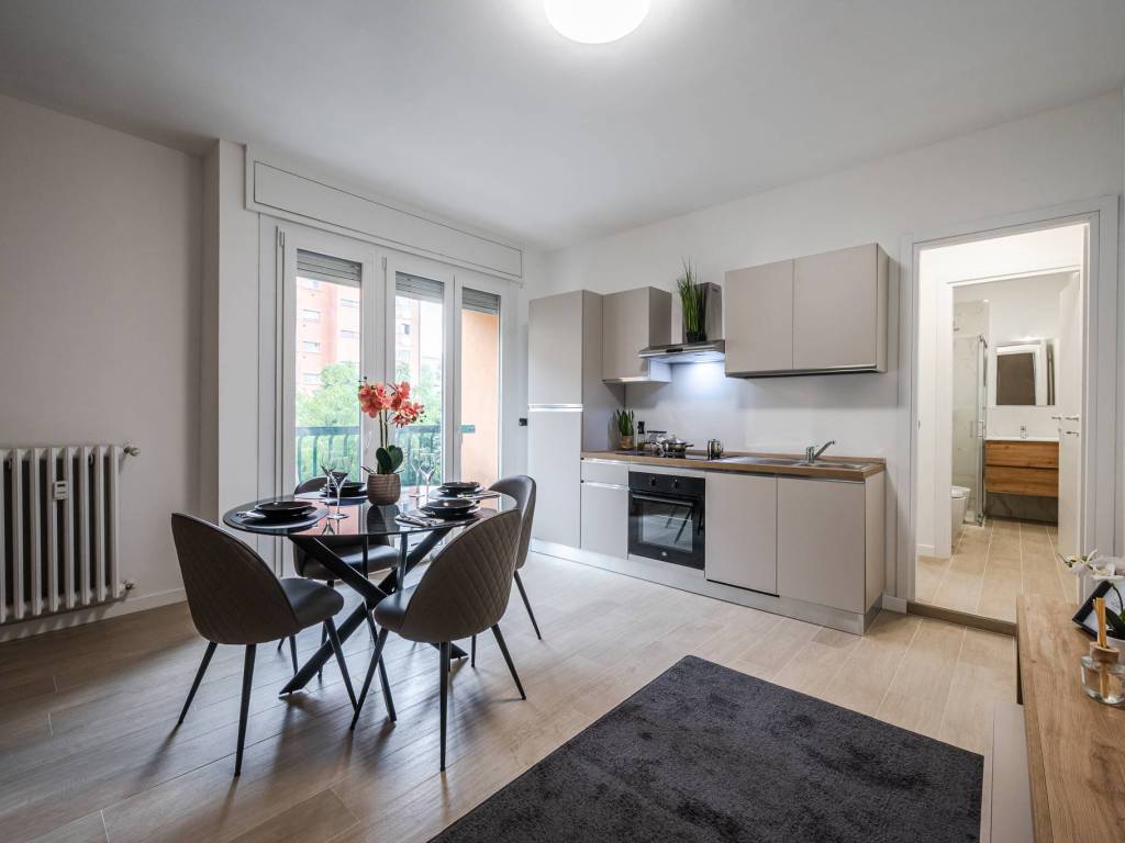 appartamento in vendita a Milano in zona Barona