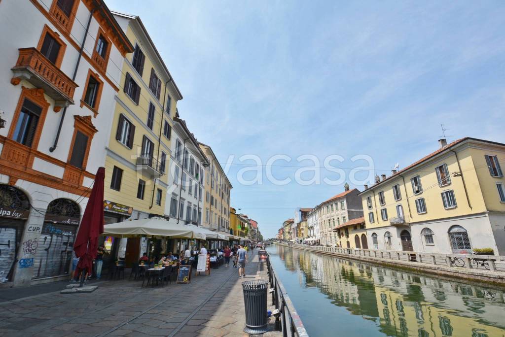 appartamento in vendita a Milano in zona Porta Genova