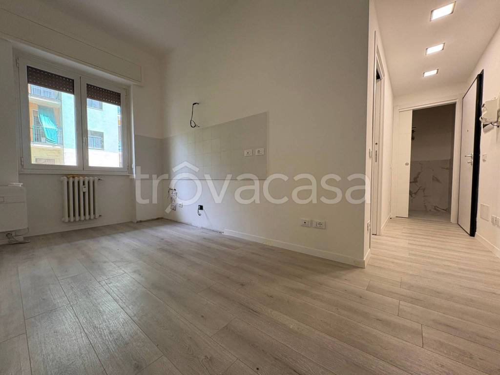 appartamento in vendita a Milano in zona Vigentino