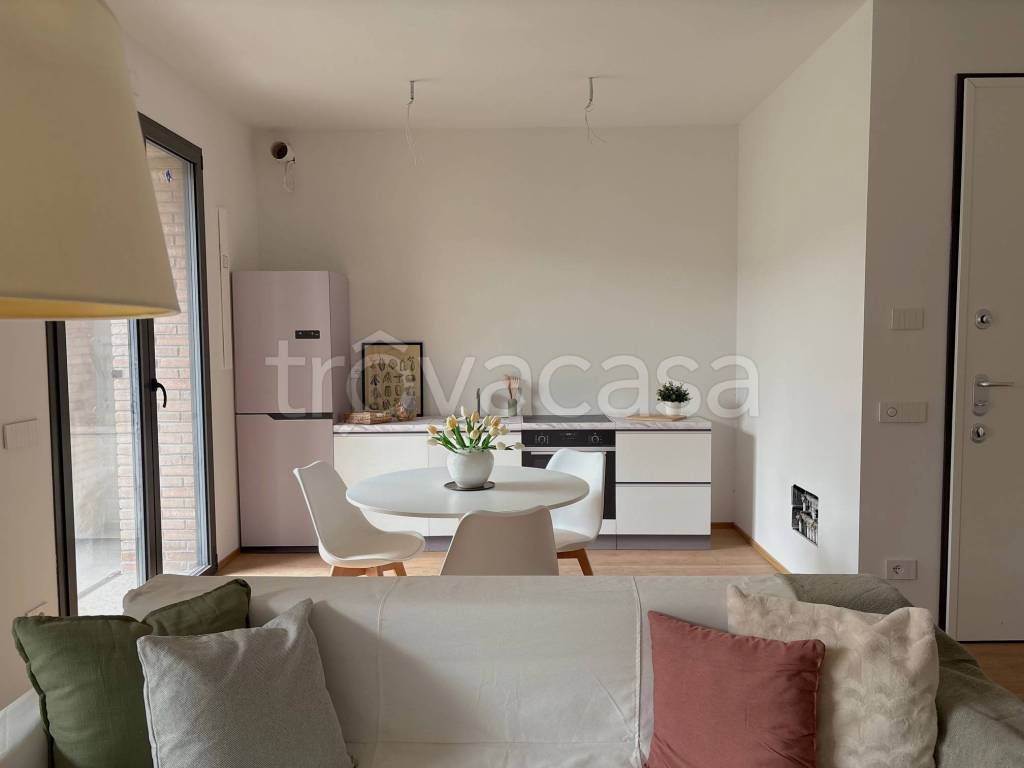 appartamento in vendita a Milano in zona Corvetto