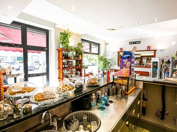 negozio in vendita a Milano in zona Porta Vittoria