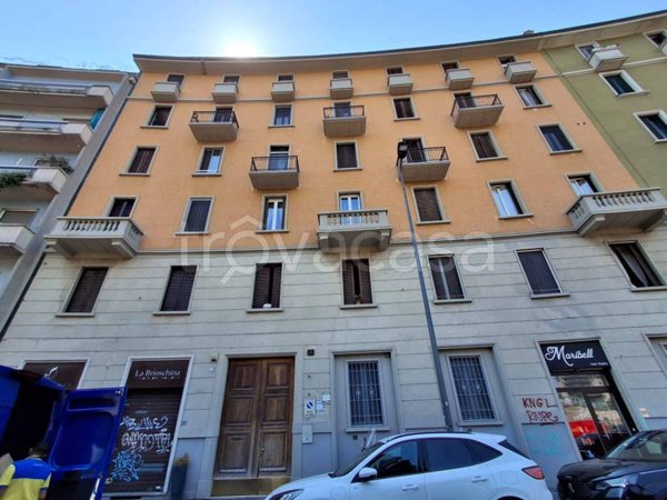 appartamento in vendita a Milano in zona Bocconi