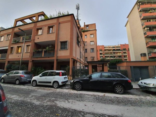 appartamento in vendita a Milano in zona Precotto