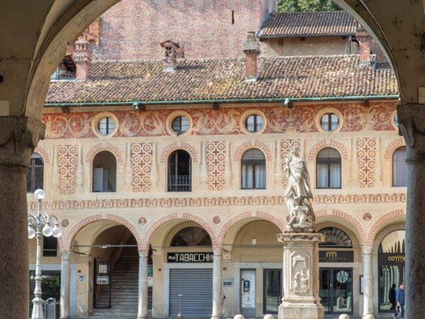 appartamento in vendita a Milano in zona Centro Storico