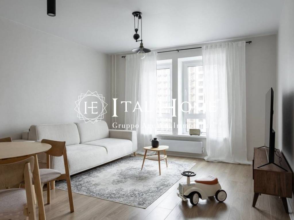 appartamento in vendita a Milano in zona Gallaratese