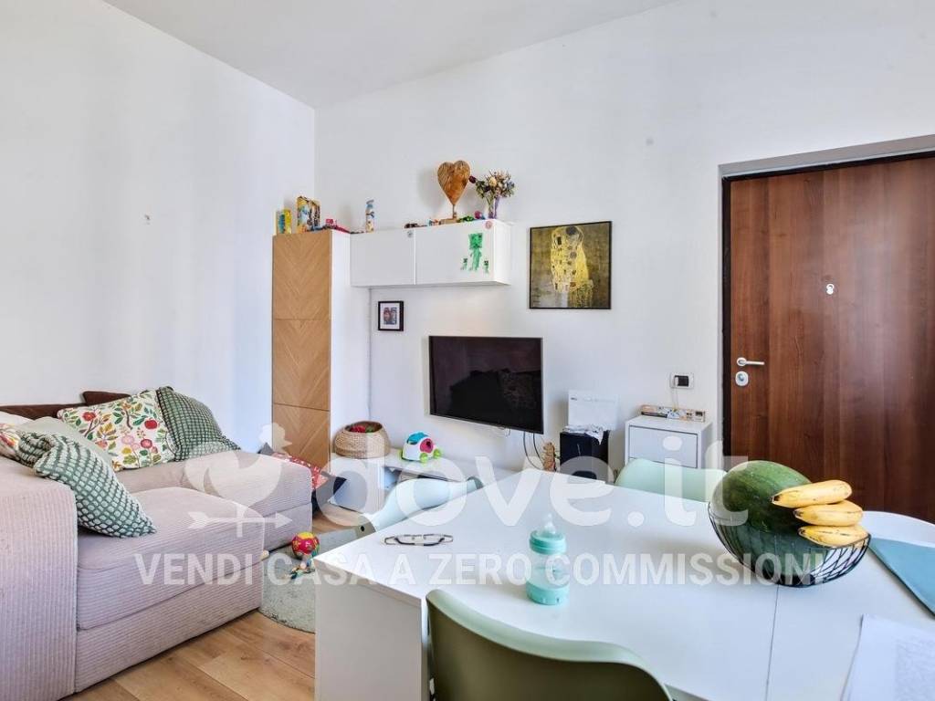 appartamento in vendita a Milano in zona Baggio
