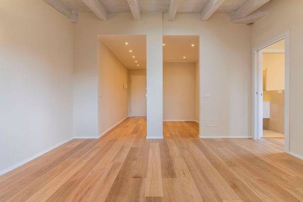 appartamento in vendita a Milano in zona Ghisallo