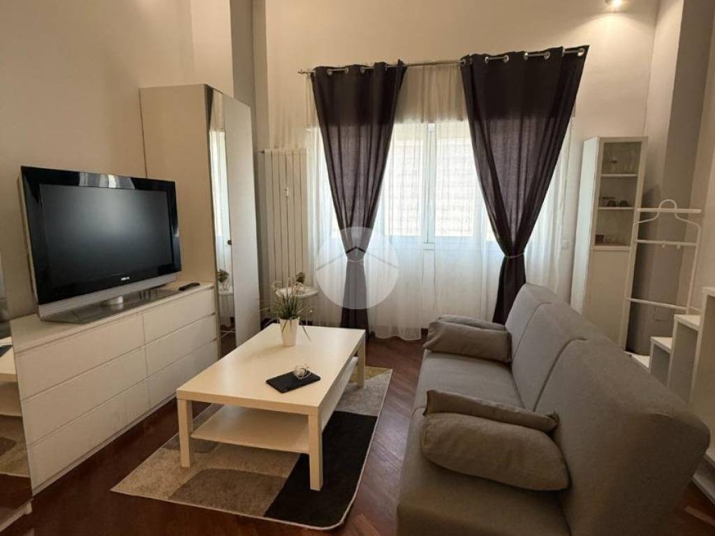 appartamento in vendita a Milano in zona Vigentino