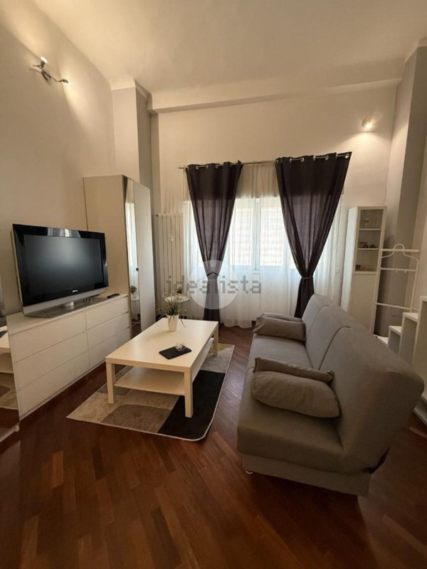 appartamento in vendita a Milano in zona Vigentino