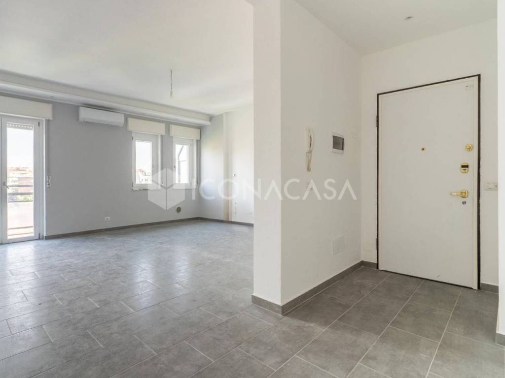 appartamento in vendita a Milano in zona Corvetto
