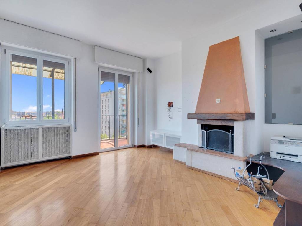 appartamento in vendita a Milano in zona Isola
