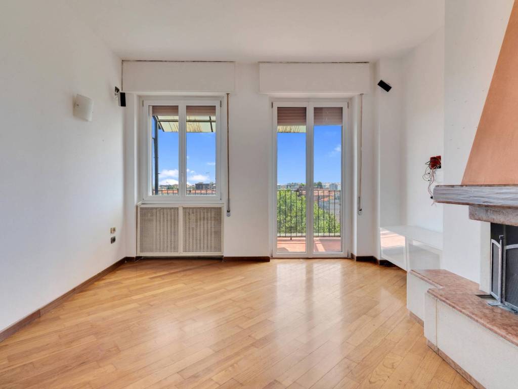 appartamento in vendita a Milano in zona Isola