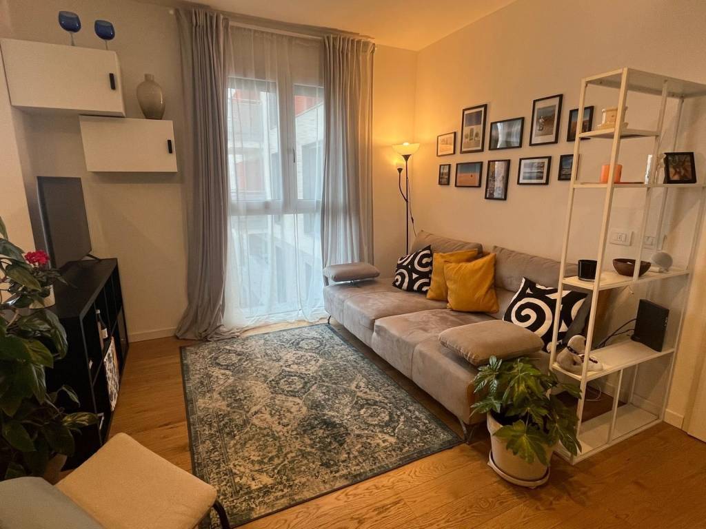 appartamento in vendita a Milano in zona Affori