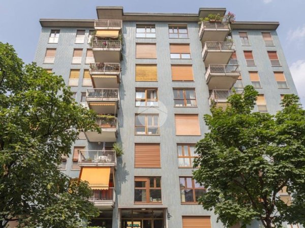 appartamento in vendita a Milano in zona Il Portello