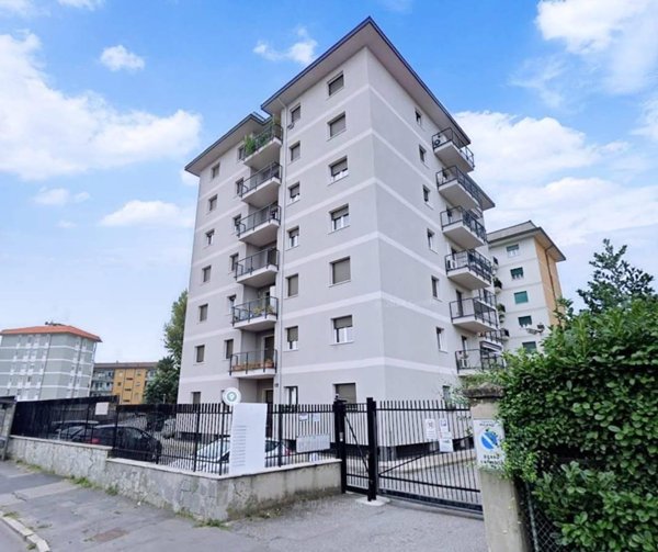 appartamento in vendita a Milano in zona Greco