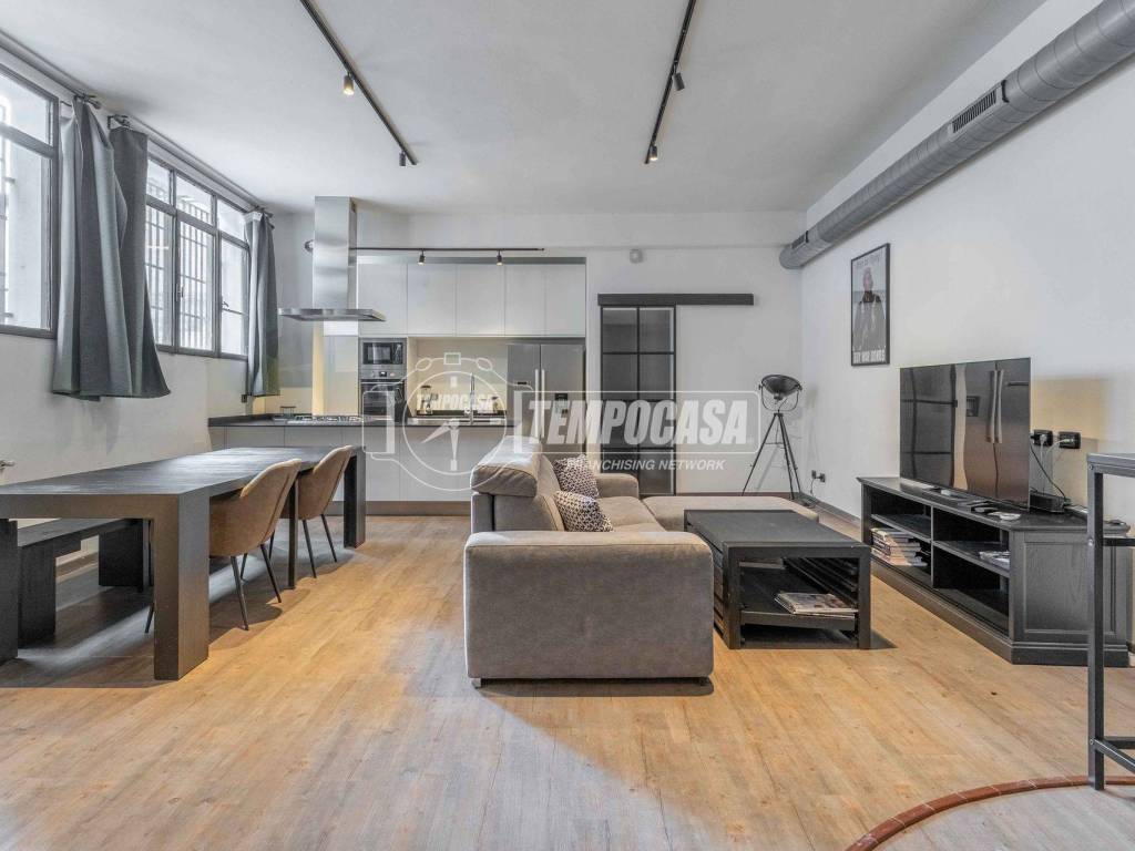 appartamento in vendita a Milano in zona Chiesa Rossa