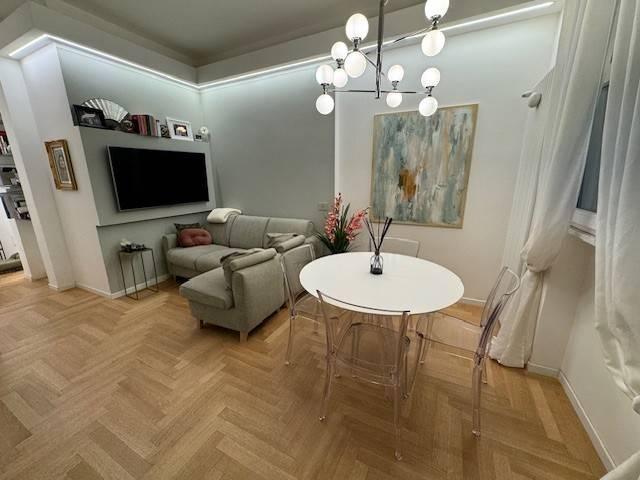 appartamento in vendita a Milano in zona Solari
