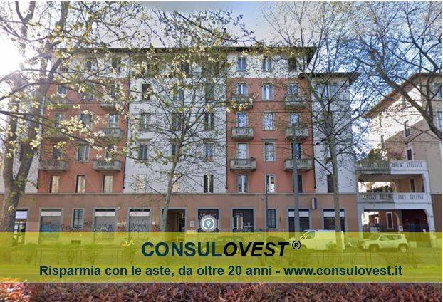 appartamento in vendita a Milano in zona Bocconi