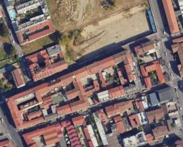 locale di sgombero in vendita a Milano