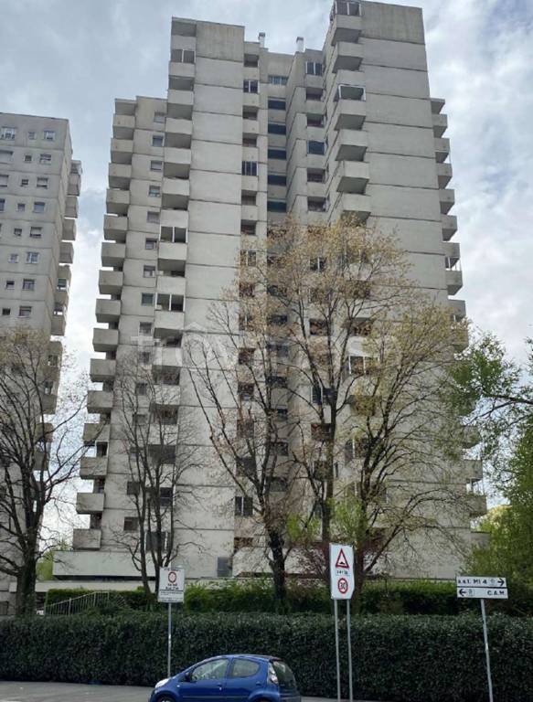 appartamento in vendita a Milano in zona Gratosoglio