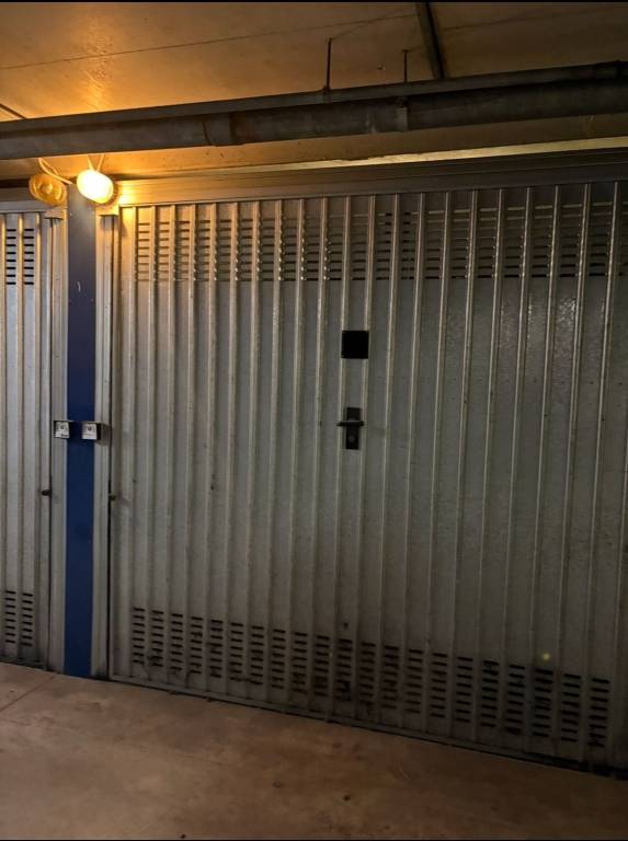 locale di sgombero in vendita a Milano in zona Porta Ticinese