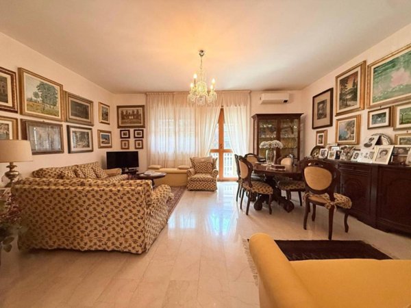 appartamento in vendita a Milano in zona Vigentino