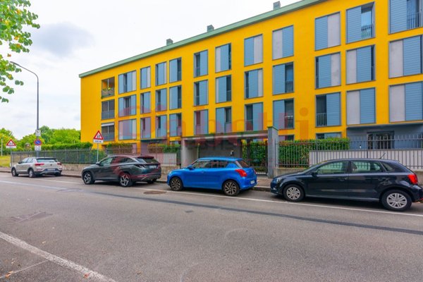 appartamento in vendita a Milano in zona Chiesa Rossa