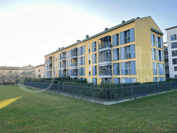 appartamento in vendita a Milano in zona Barona