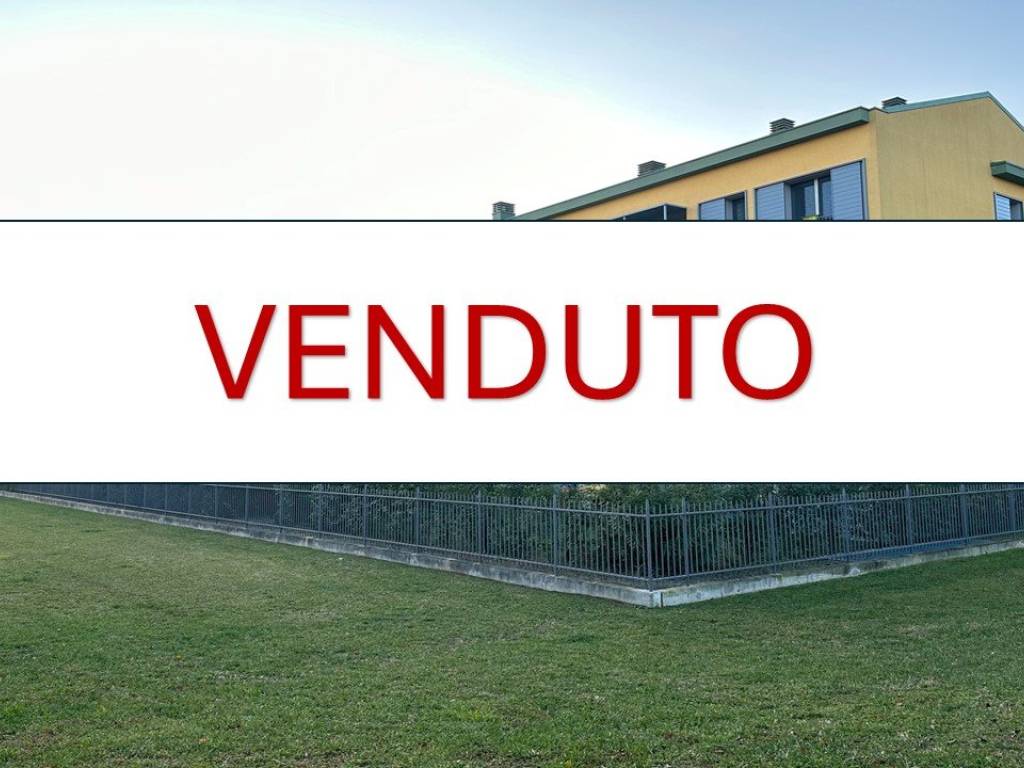 appartamento in vendita a Milano in zona Famagosta