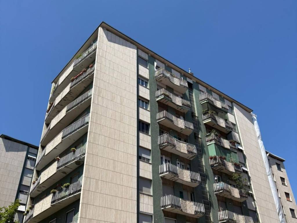 appartamento in vendita a Milano in zona Isola
