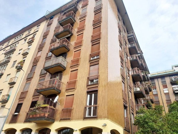 appartamento in vendita a Milano in zona Barona