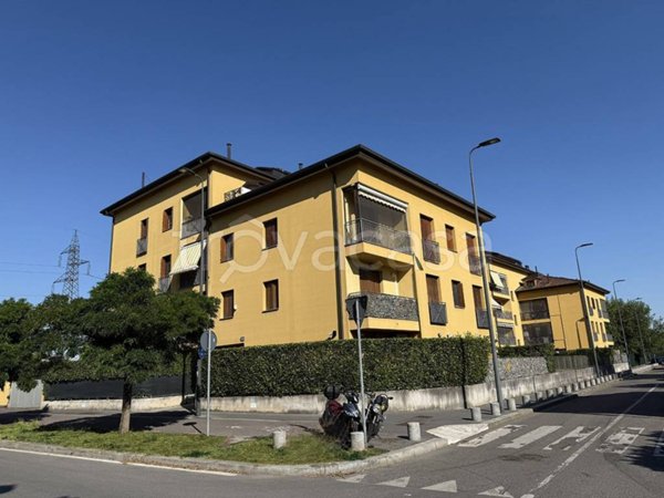 appartamento in vendita a Milano in zona Quintosole