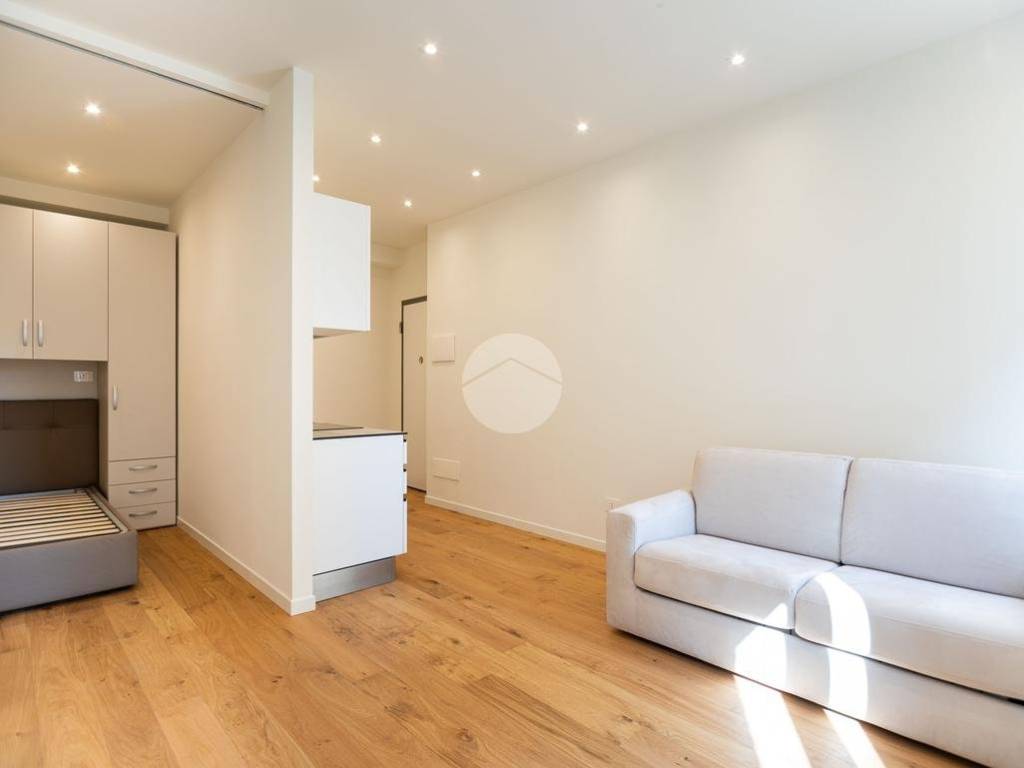 appartamento in vendita a Milano in zona Isola