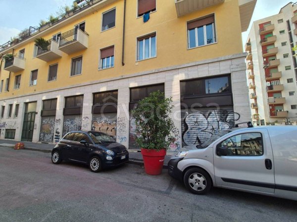 negozio in vendita a Milano