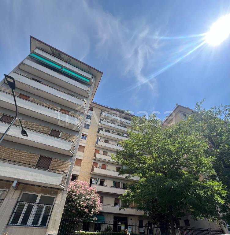 appartamento in vendita a Milano in zona Il Portello