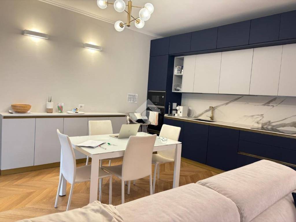 appartamento in vendita a Milano in zona Il Portello