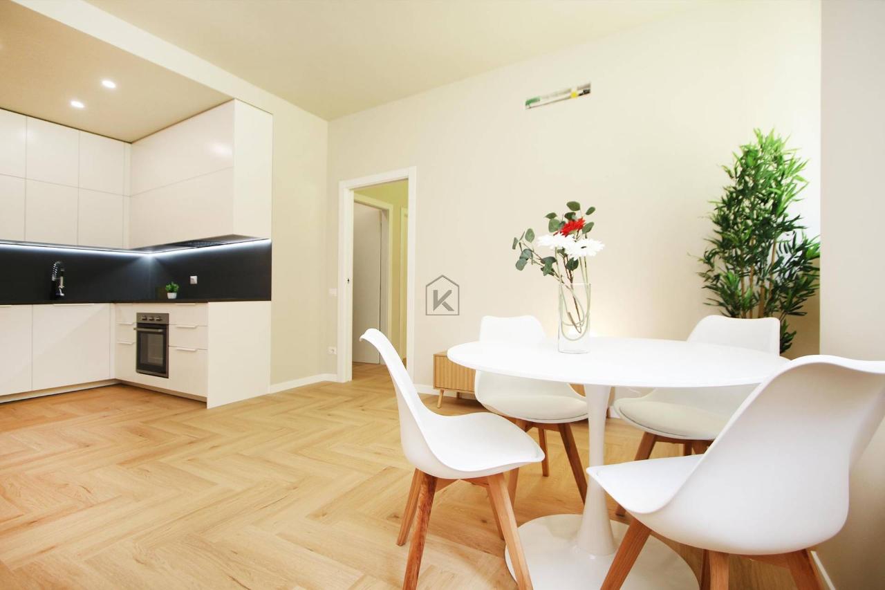 appartamento in vendita a Milano in zona Lorenteggio