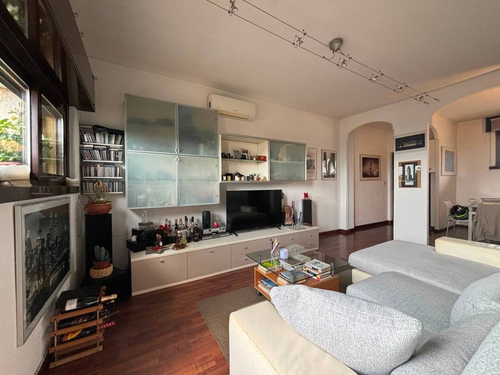 appartamento in vendita a Milano in zona San Siro